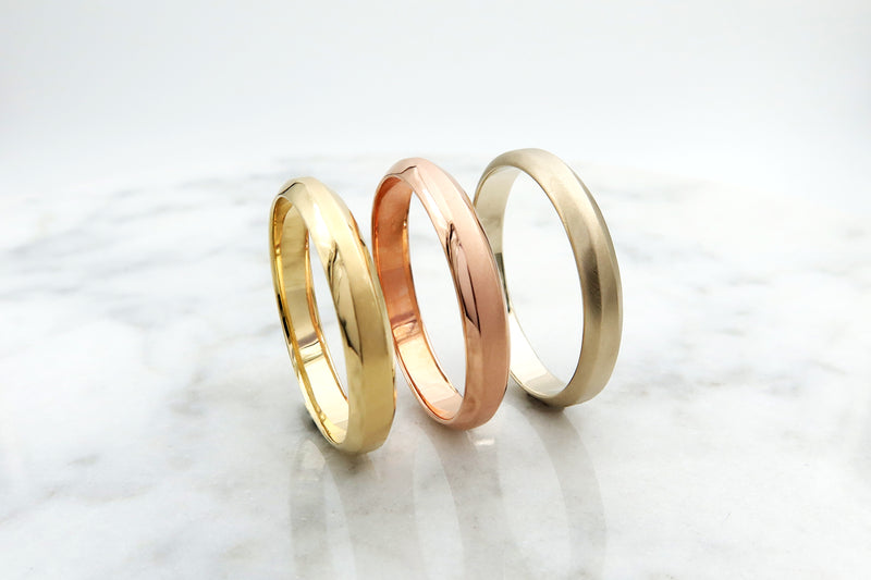 טבעת נישואין בסגנון מנימליסטי