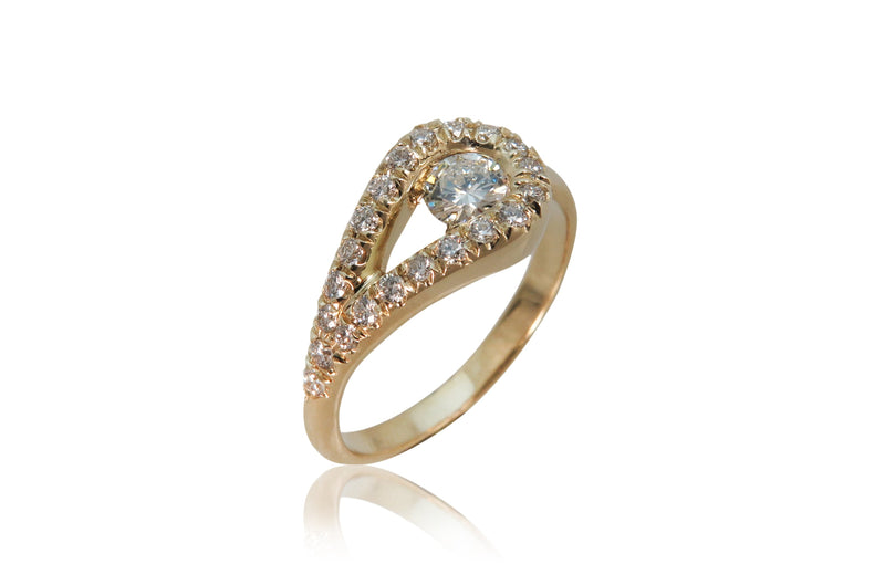 טבעת טיפה ייחודית משובצת יהלומים